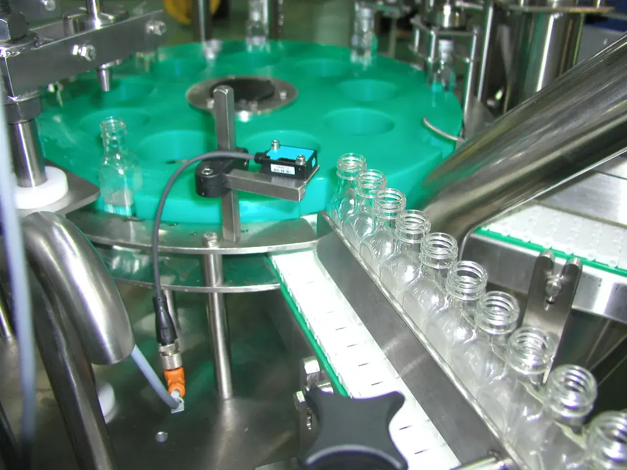 Rotary Bottle Filling Machine — view 5